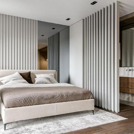 Classy Studio In Chicago, A Luxurious Condo Київ Екстер'єр фото