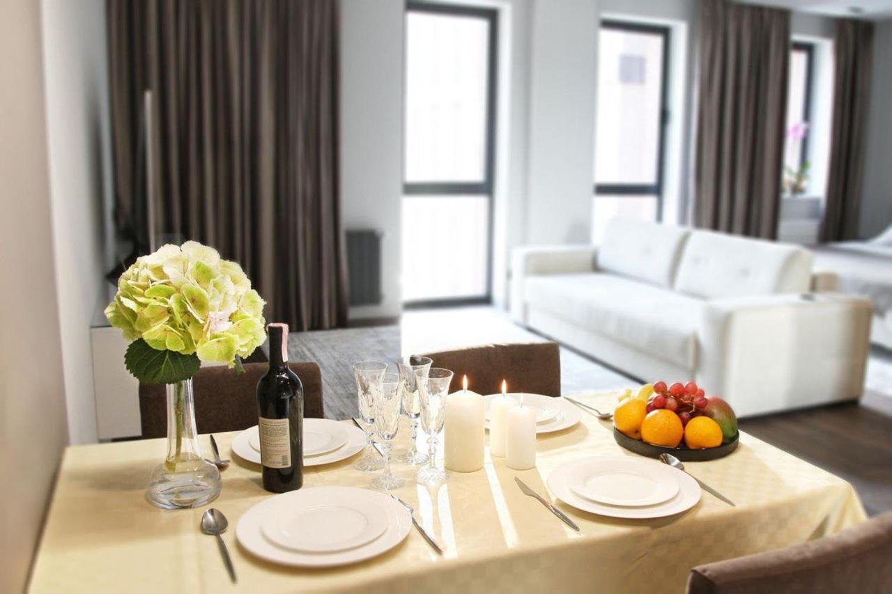 Classy Studio In Chicago, A Luxurious Condo Київ Екстер'єр фото