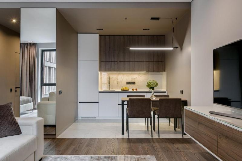 Classy Studio In Chicago, A Luxurious Condo Київ Екстер'єр фото